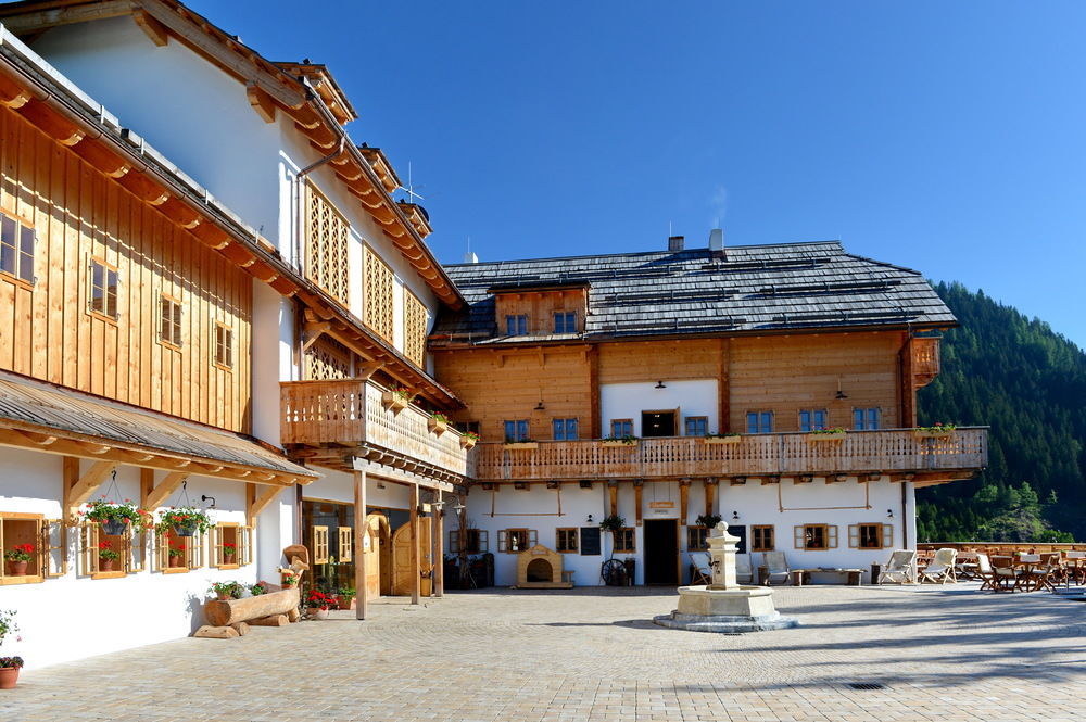 Almdorf Seinerzeit Hotel Wiedweg Exterior photo